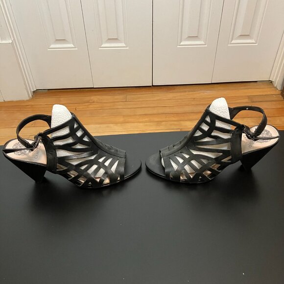 Vince Camuto Black Leather Sandals 10M NWOT/NWOB - Picture 6 of 10